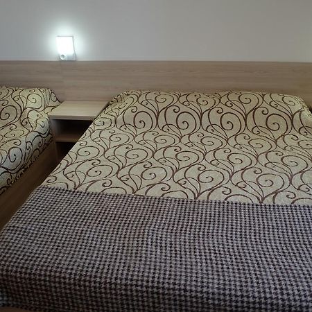 Lokomotiv 1006А Hotel Zatoka Buitenkant foto